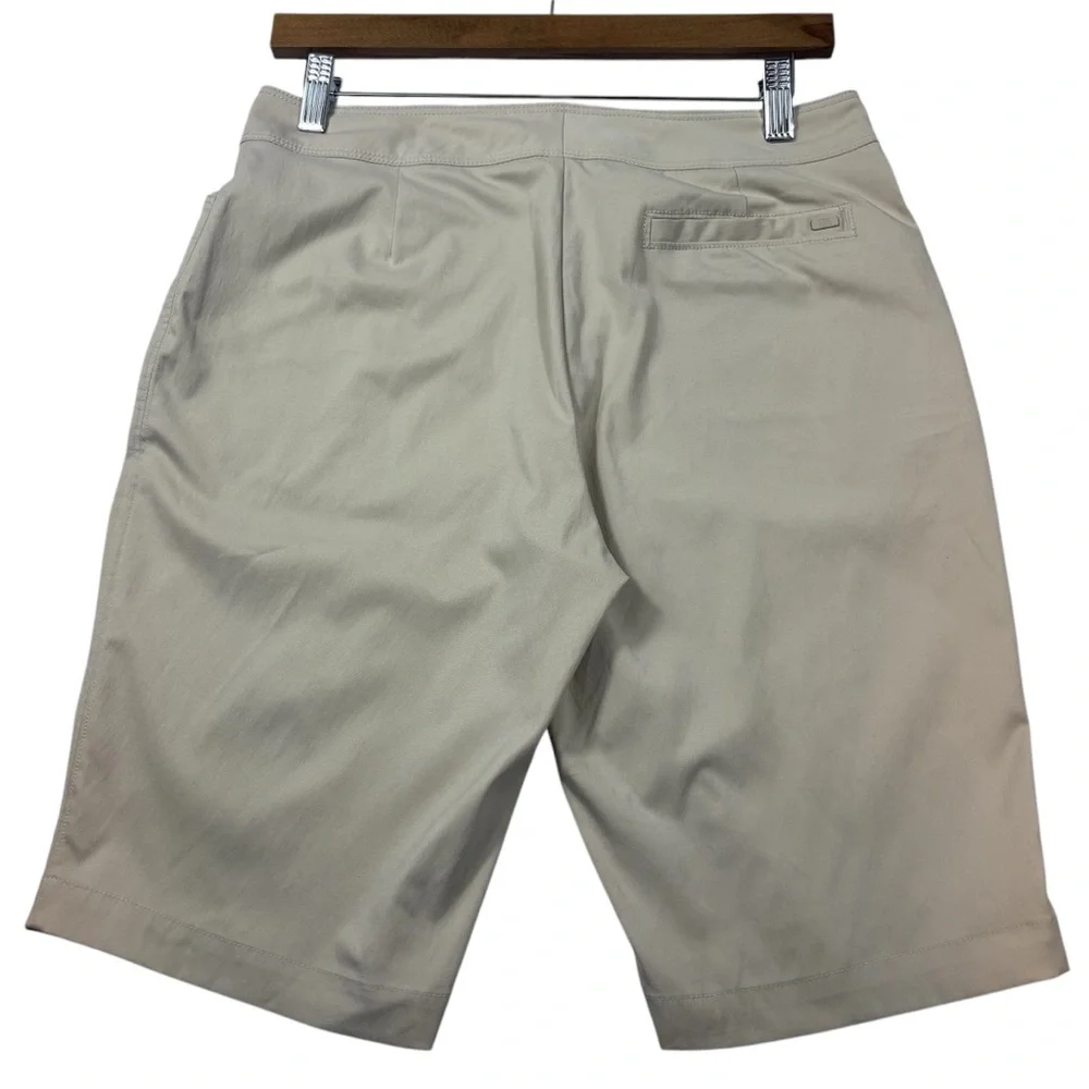 TAIL Women Bermuda Shorts Light Khaki Golf Tennis‎ Athleisure Size 8